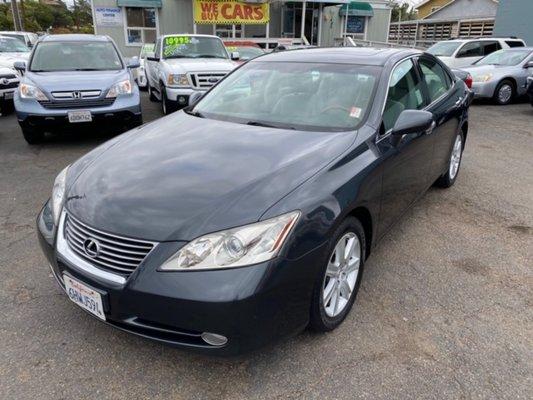 Ride In Luxury & Comfort in this Low Mileage 2009 Lexus ES 350.