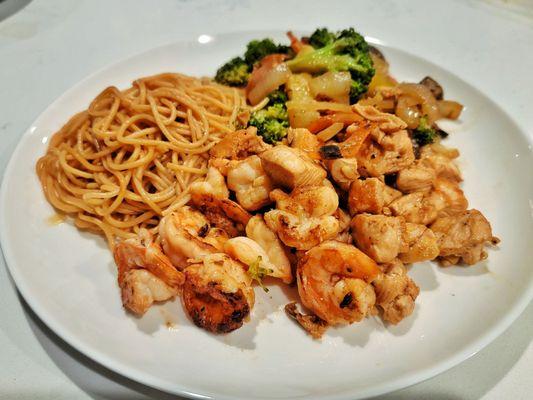 Chicken and shrimp hibachi