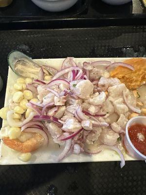 Ceviche mixto