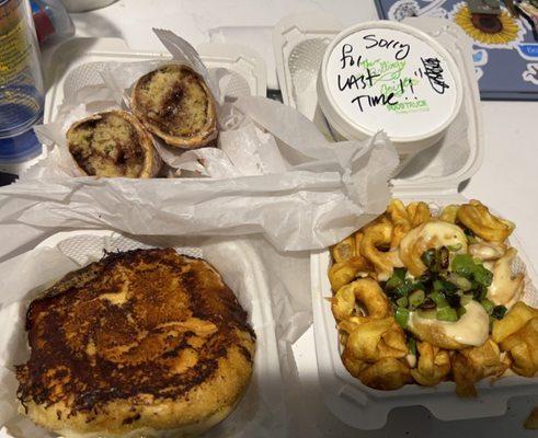 Bottom left - Griddled cheese  Bottom right - half fried tortellini  Top left - pre rolled fried cake  Top right - free pudding