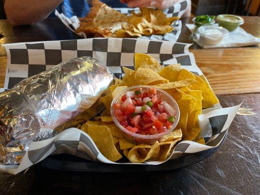 Roburrito with chips and salsa.