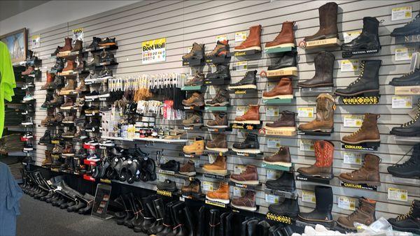 Great selection of boots!!