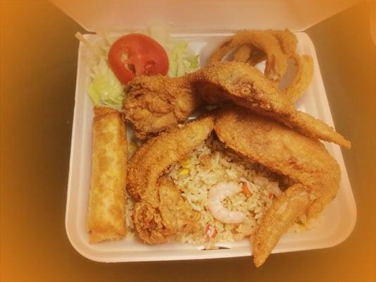 4pc Breaded Wings Plater with fried rice, egg roll, salad, & onion rings