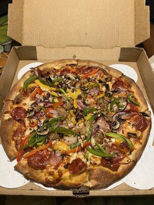 Supreme Pizza (14", no olives, crispy)