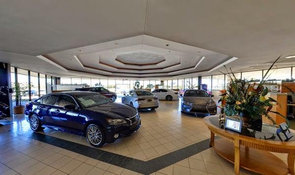 Welcome to Lexus of Clear Lake- Friendswood, Texas