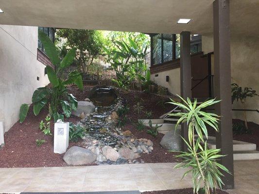 Eagles Nest Foyer with waterfall