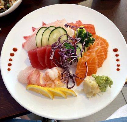 Chirashi Sushi.