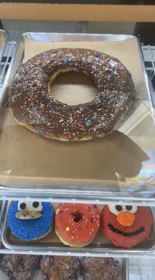 Giant Nutela Donut