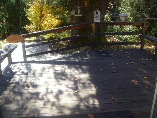 If there's a group of you, one can enjoy sitting on the porch with a glass of wine, water coffee or tea.