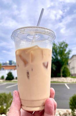 Large iced latte