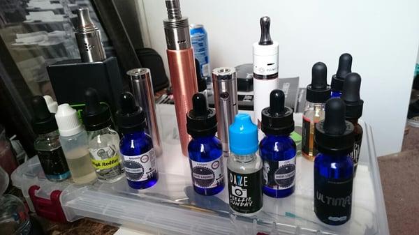 My mods, and the blue bottles... Mobster juice.. Go into VAPE STOP and pick some up