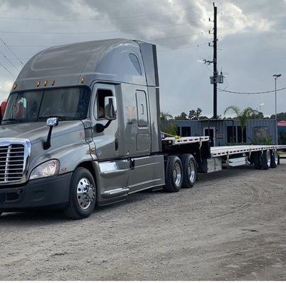 Customer leaving with 2021 Fontaine 53x102 Drop Deck Trailer