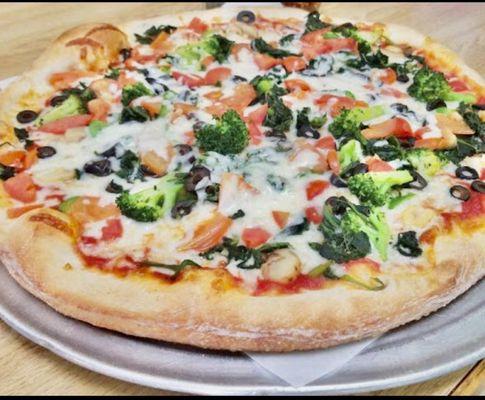 Red Vegetable Pizza