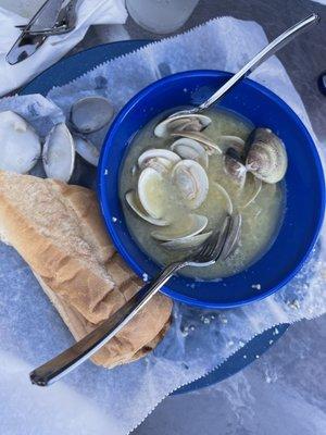 Garlic butter clams