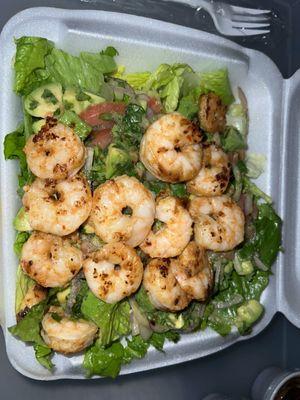 Shrimp avocado salad