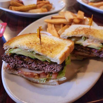 Bacon avocado burger