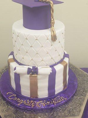 Graduation cake, cake pops and cookies