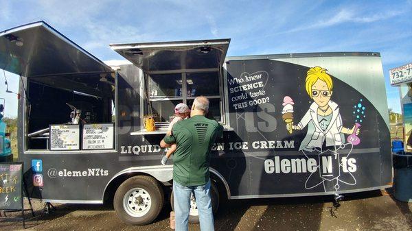 Food truck at Laurita food truck festival