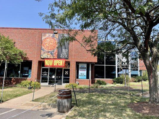 Outside / Exterior of eatery that houses J&J Pizza, Daybreak Kitchen & Biscuits, Senor Ramon's, Crooked Run Brewery - all together!