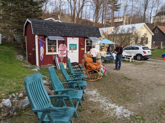 A little bit of nice outdoor seating to enjoy your frosty treat.