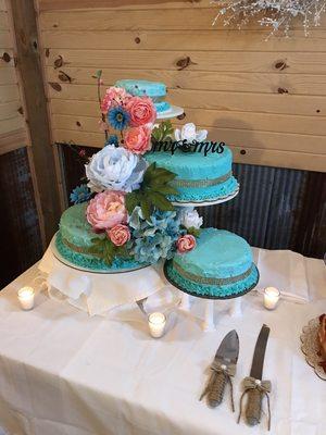 We offer specialty services! Cakes, Catering, whatever you might need!