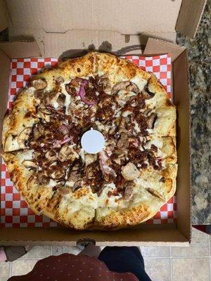 Chicken bacon ranch pizza