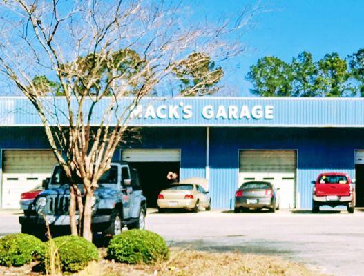 Mack's Garage