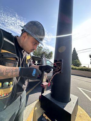 Lightning up light post