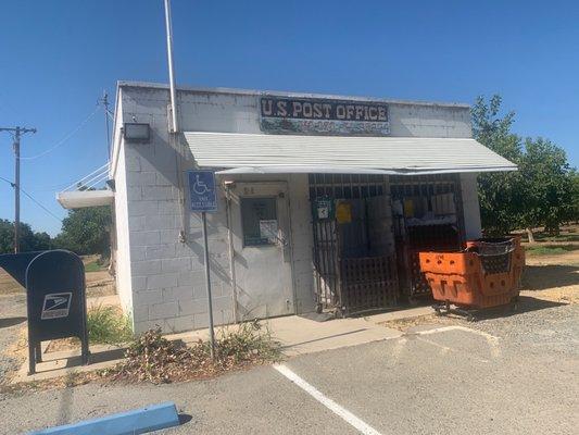 Yes this tiny post office is still active!