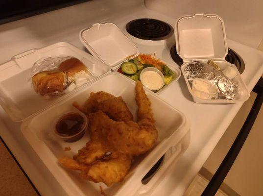 Chicken Jockey (Sweet & Sour Sauce), Baked Potato (Butter & Sour Cream), Side Salad (Blue Cheese Dressing), Dinner Rolls (Butter)