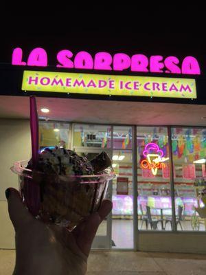 Churros with Dulce de Leche ice cream