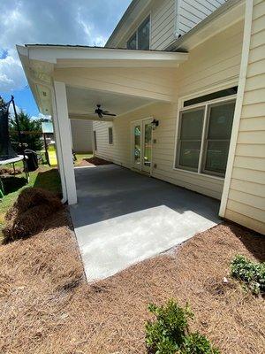 Extended patio with roof cover