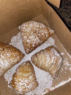 Sfogliatelle