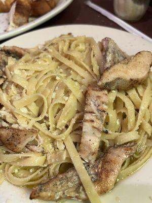 Aglio olio with chicken and fettuccine