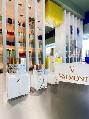 Valmont 40 years limited edition renewing pack