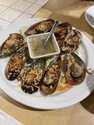 Grilled mussels