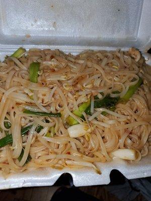 Spicy chicken Pad Thai