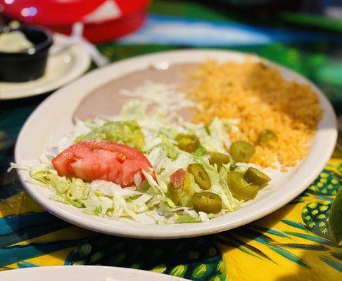 sides were super fresh! excellent rice beans & pico salad :)'