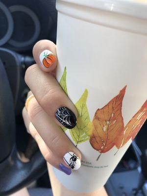 Halloween gel manicure