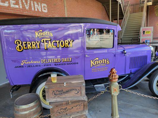 Knotts berry farm brew