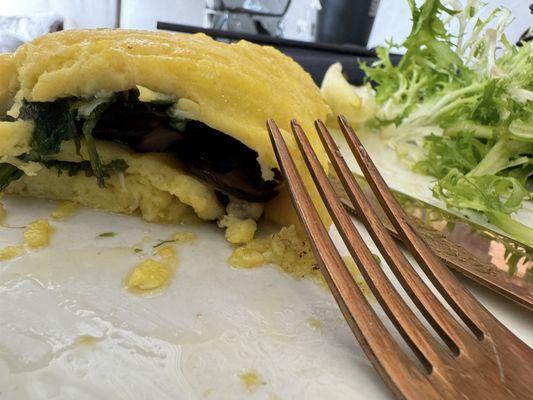 Omelette with wild mushrooms & spinach