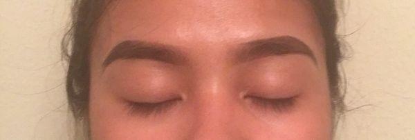 My brows after my wax with Alyssa. Pictures don't even do t justice. My eyebrows look so good!!