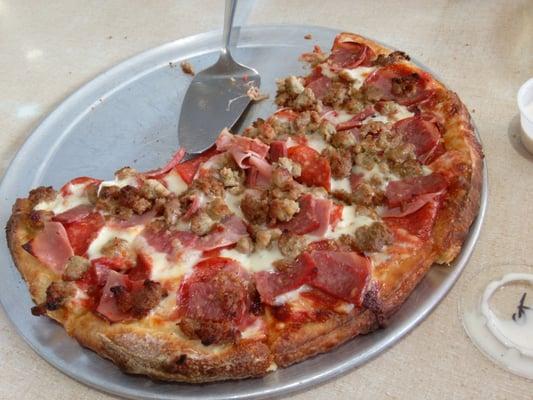 Meat lovers medium pizza