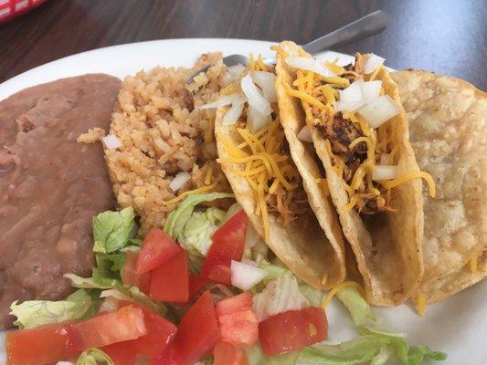 Chicken crispy taco plate.