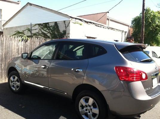 12' Nissan Rogue tint rear 1/2 w/15% Llumar(factory grade)