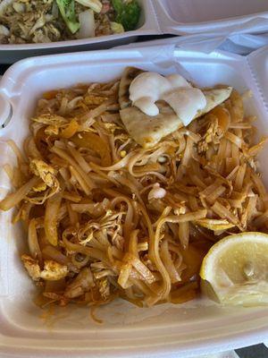 Chicken Pad Thai