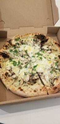 Truffle mushroom pizza