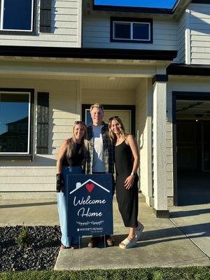 First time buyers purchasing a Hayden Homes build!