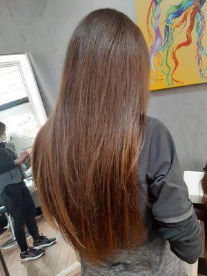 Twenty two inch bohyme hair Volume added to her natural length. Fusion hair extensions  Linda Hay.    734 299 1500