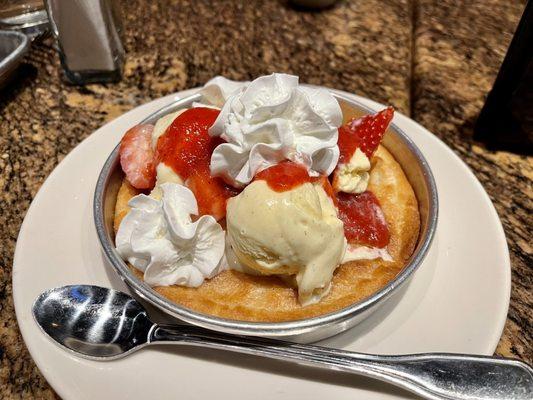 Strawberry Shortcake Pizookie